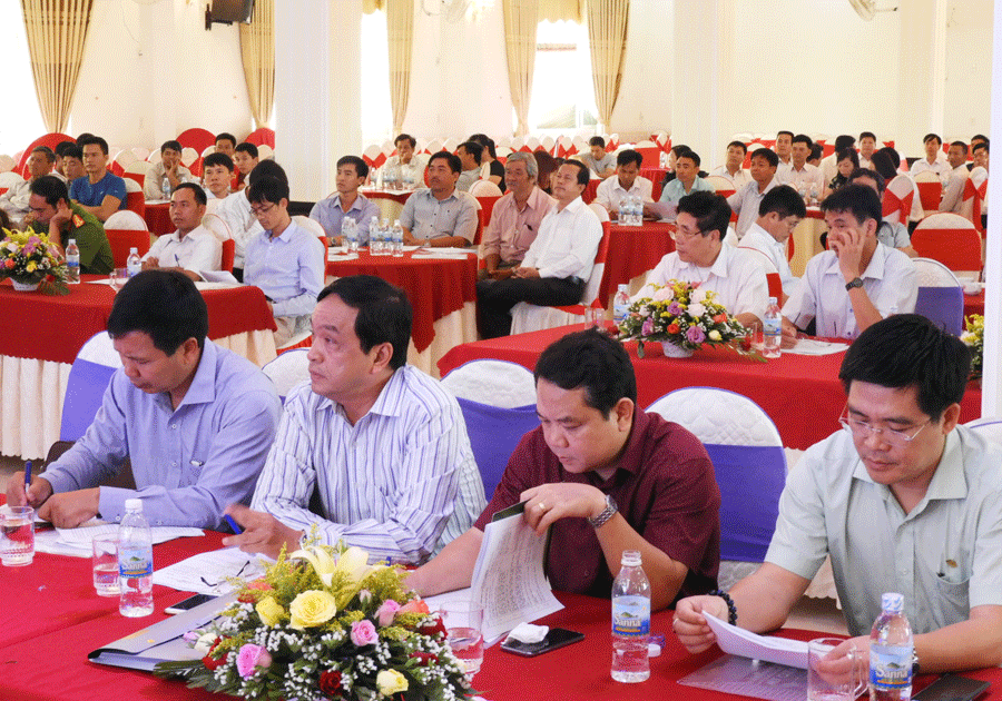 Huyện Ia Grai tổ chức gặp mặt các doanh nghiệp. Ảnh: L.T Huyện Ia Grai tổ chức gặp mặt các doanh nghiệp. Ảnh: L.T