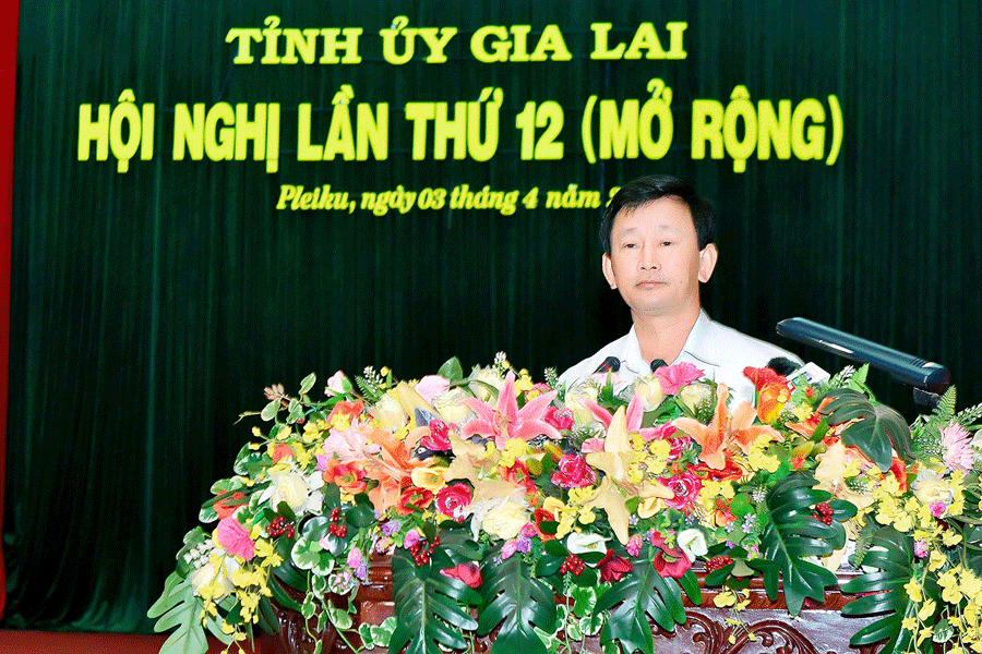 Bí thư Tỉnh ủy Dương Văn Trang phát biểu khai mạc hội nghị. Ảnh: Đ.T
