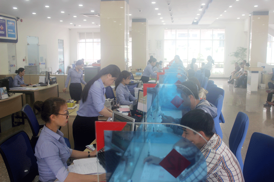 BIDV Gia Lai không ngừng nỗ lực để đưa các sản phẩm, dịch vụ ngân hàng hiện đại đến với mọi thành phần kinh tế và dân cư. Ảnh: S.C BIDV Gia Lai không ngừng nỗ lực để đưa các sản phẩm, dịch vụ ngân hàng hiện đại đến với mọi thành phần kinh tế và dân cư. Ảnh: S.C