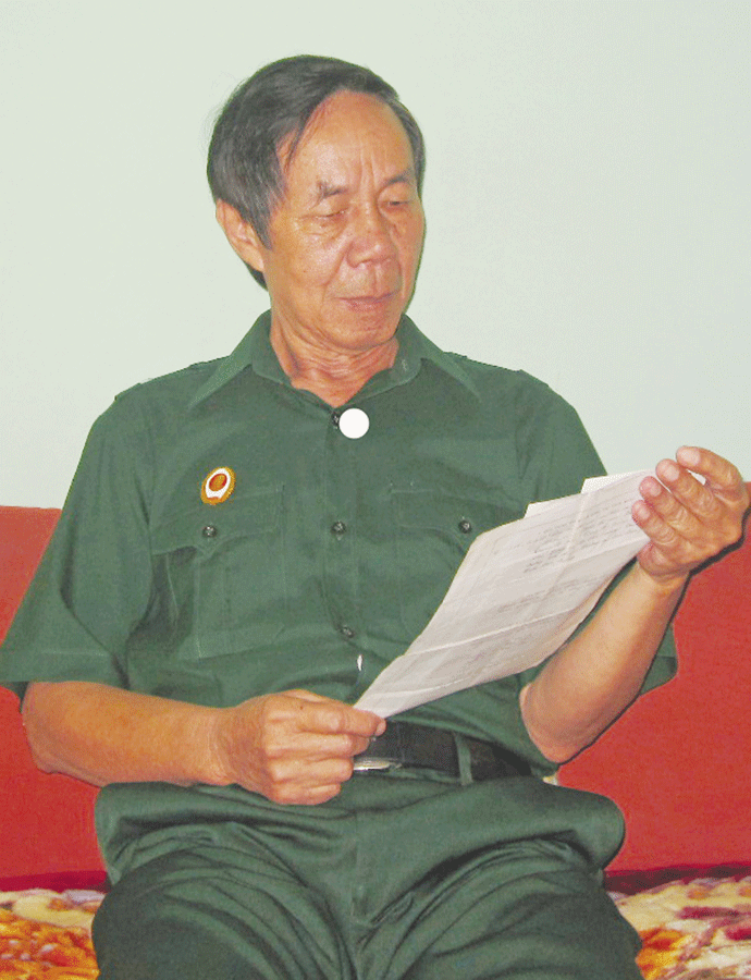 Ông Nguyễn Thế Lương-một trong 7 chiến sĩ còn lại của C90 Đặc công trong trận chiến bi hùng. Ảnh: N.T Ông Nguyễn Thế Lương-một trong 7 chiến sĩ còn lại của C90 Đặc công trong trận chiến bi hùng. Ảnh: N.T