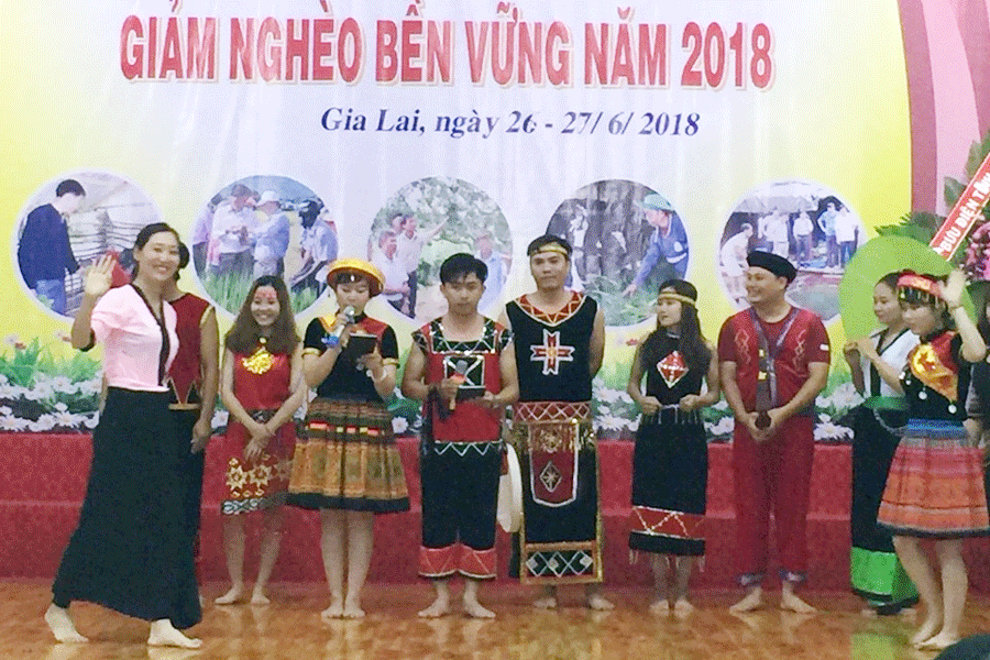 Đội Chư Sê tại hội thi. Ảnh: Đ.Y