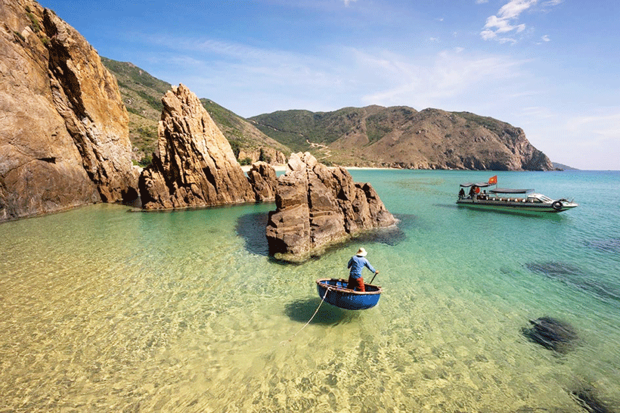 Một góc bãi Kỳ Co. Ảnh: Võ Chiến Một góc bãi Kỳ Co. Ảnh: Võ Chiến