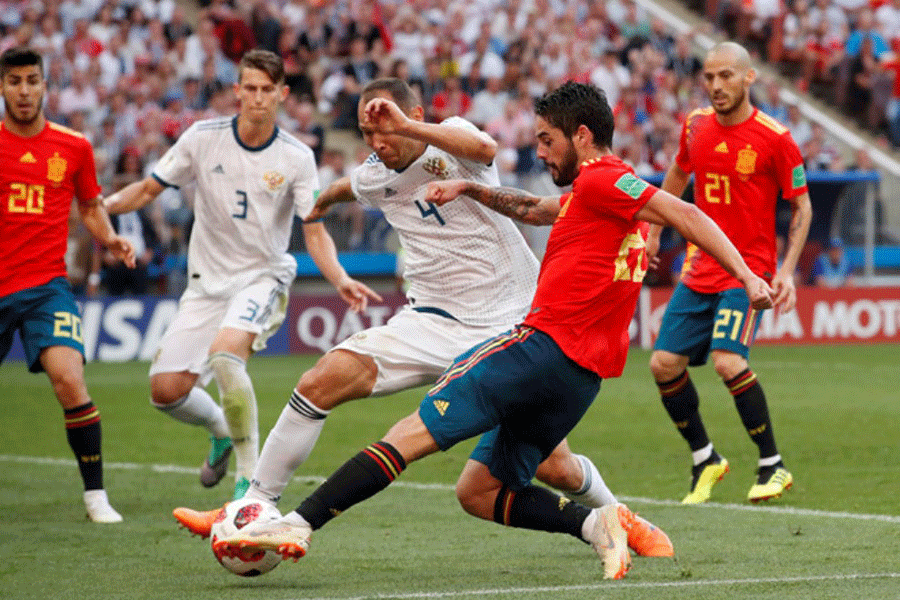 Tây Ban Nha đã có 120 phút bất lực trước hàng phòng ngự đối phương. Tây Ban Nha đã có 120 phút bất lực trước hàng phòng ngự đối phương.