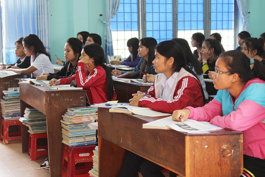 Học sinh Trường Phổ thông Dân tộc Nội trú tỉnh tập trung ôn tập nhằm giữ vững thành tích là đơn vị nhiều năm liền có tỷ lệ đậu tốt nghiệp THPT đạt 100%. Ảnh: N.G Học sinh Trường Phổ thông Dân tộc Nội trú tỉnh tập trung ôn tập nhằm giữ vững thành tích là đơn vị nhiều năm liền có tỷ lệ đậu tốt nghiệp THPT đạt 100%. Ảnh: N.G