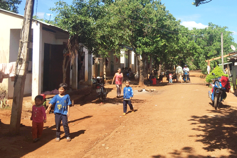 Một góc xóm phong. Ảnh: Đào An Duyên