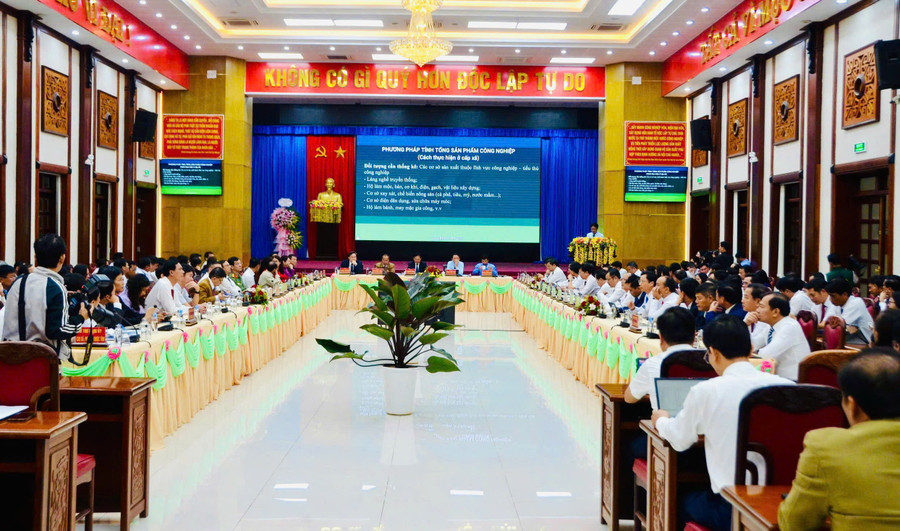 Quang cảnh hội nghị tại Hội trường 2-9. Ảnh: A.H z6852287844598-55fc0b9f610c01a5f5080457402a6302.jpg