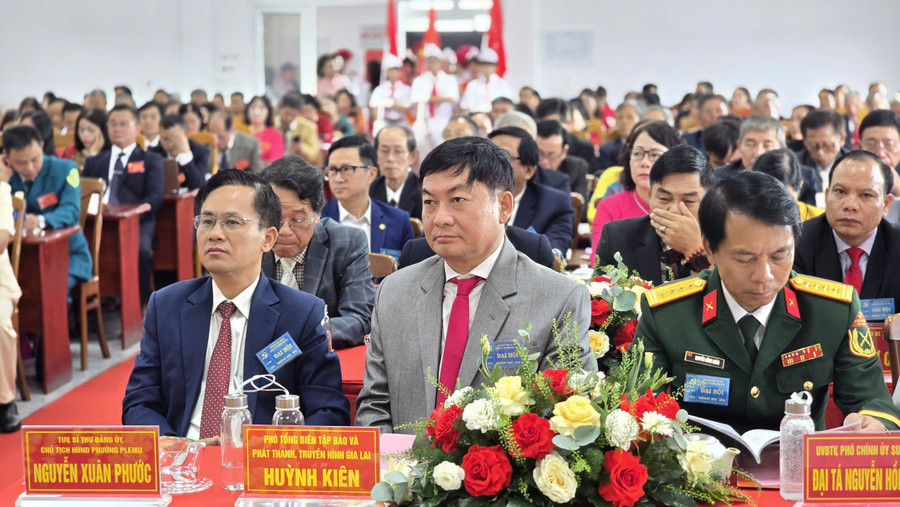 Các đại biểu dự đại hội. Ảnh: Bá Bính z6908366890367-40e580ee8246d35937a69eb983b7ae02.jpg