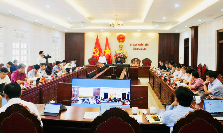 Quang cảnh buổi làm việc. Ảnh: A.H z6849751919008-2fe89544638e5b08e2382f1693147c27.jpg