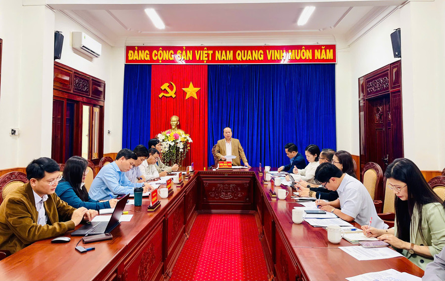 Quang cảnh buổi làm việc. Ảnh: A.H z6847750678924-f6b9eacf805e1a8c996650ba7ae8f1b6.jpg