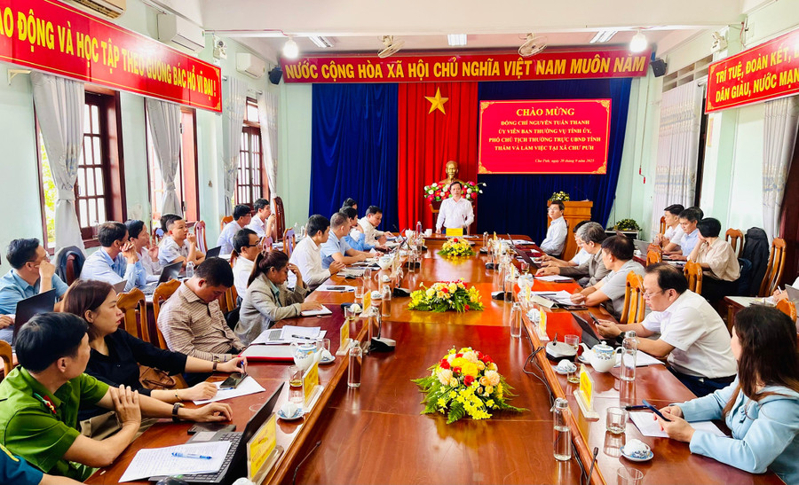 Quang cảnh buổi làm việc. Ảnh: A.H quabg-canh-buoi-lam-viec-jpg.jpg