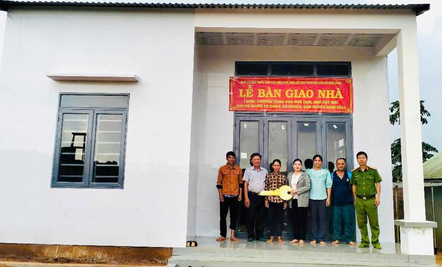 Toàn tỉnh có 4.533 nhà đã hoàn thành. Ảnh: C.Thư z6604379327890-7b99a5fd871e40da86b8185cb84685f0.jpg