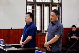 Hai nguyên lãnh đạo Trung tâm Đăng kiểm 81-05D lãnh 14 năm tù vì nhận hối lộ 