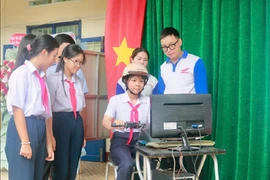 Gia Lai: Hơn 200 học sinh Trường THCS Lê Lợi được tuyên truyền pháp luật về an toàn giao thông