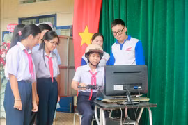 Gia Lai: Hơn 200 học sinh Trường THCS Lê Lợi được tuyên truyền pháp luật về an toàn giao thông