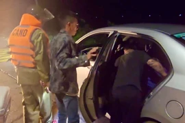 Ia Pa: Kịp thời hỗ trợ cháu bé bị bỏng đi cấp cứu trong đêm lũ