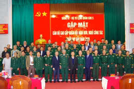 Quân khu 5 gặp mặt cán bộ cao cấp Quân đội nghỉ hưu, nghỉ công tác tại tỉnh Gia Lai