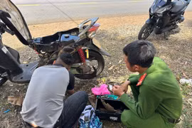 Gia Lai: Nghĩa cử đẹp của cán bộ công an xã giữa đường xuân 