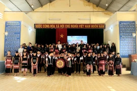 Ra mắt Câu lạc bộ “Cồng chiêng thanh thiếu nhi” tại Trường PTDT Nội trú THCS Kbang