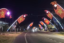 Nhân dân Chư Păh rộn ràng dựng cây nêu đón Xuân Bính Ngọ 2026