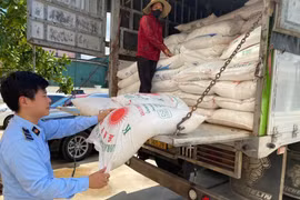 Gia Lai tăng cường chống buôn lậu, gian lận thương mại mặt hàng đường cát