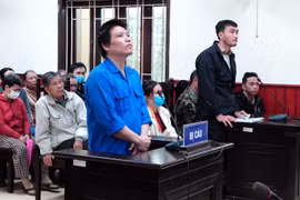 Lừa đảo chiếm đoạt hơn 7,7 tỷ đồng của gần 100 người, lĩnh án 20 năm tù