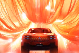 Toyota trình làng mẫu xe ý tưởng Century One of One - Đối đầu Rolls-Royce và Bentley