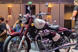 Royal Enfield Classic 650 Twin ra mắt: Huyền thoại cổ điển tái sinh với giá hơn 200 triệu đồng