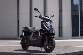 Xe điện phong cách xe ga, trang bị hiện đại, giá từ 17,5 triệu đồng