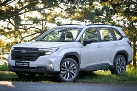 Subaru ra mắt SUV hybrid đầu tiên tại Đông Nam Á, trực tiếp thách thức Honda CR-V e:HEV
