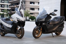 Bộ đôi 368E và 368K - Xe ga chuyên phượt của Honda vừa về Việt Nam