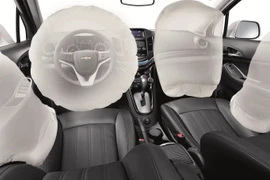 Mỹ điều tra loạt túi khí giả xuất xứ từ Trung Quốc