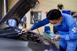 Việt Nam và bài toán tiêu chuẩn nhiên liệu ô tô: Chậm chân sẽ thành "bãi rác công nghệ"?