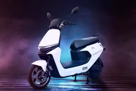 Xe máy điện giá chỉ 3,7 triệu đồng chạy 101 km mỗi lần sạc