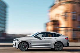 Sedan hạng D: Một thời vang bóng nay còn đâu?