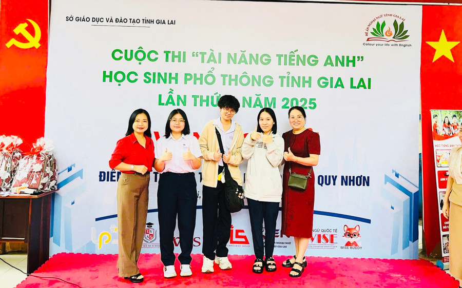 Cuộc thi “Tài năng tiếng Anh” tạo sân chơi lành mạnh, khơi dậy tinh thần yêu thích học tập, rèn luyện tiếng Anh. Ảnh: T.D z7180916718188-d90cf188737d74fa653959175d09f66f.jpg