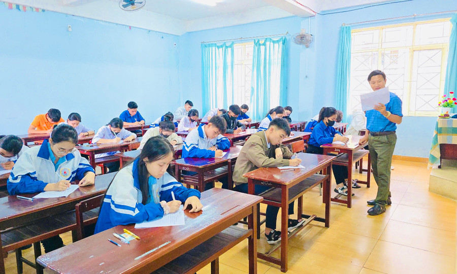 Thí sinh tham gia thi thử trước Kỳ thi tốt nghiệp THPT năm 2025. Ảnh: T.D c3cef9421423a37dfa32.jpg