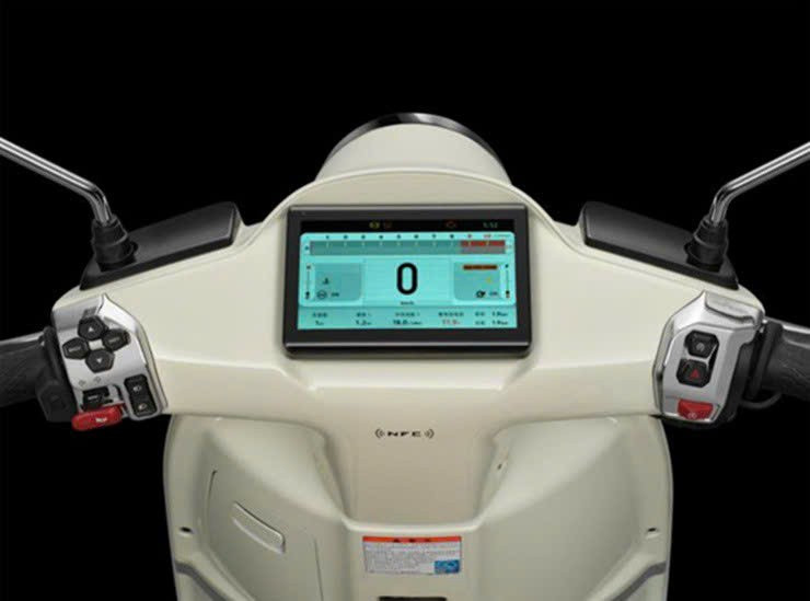 CF Moto Aura 150 có phong cách cổ điển nhưng lại sở hữu những trang bị hiện đại. Ảnh: S.T df8f7b89b7c6019858d7.jpg