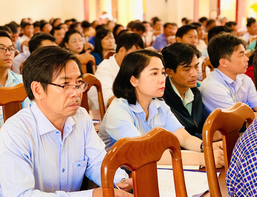 Đại biểu tham dự tập huấn quy chế và nghiệp vụ tổ chức Kỳ thi tốt nghiệp THPT năm 2025. Ảnh: T.D d967a3d594b323ed7aa2.jpg