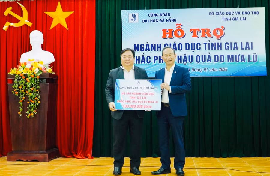 cong-doan-dai-hoc-da-nang-trao-tang-130-treiu-dong-ho-tro-nganh-giao-duc-gia-lai.jpg