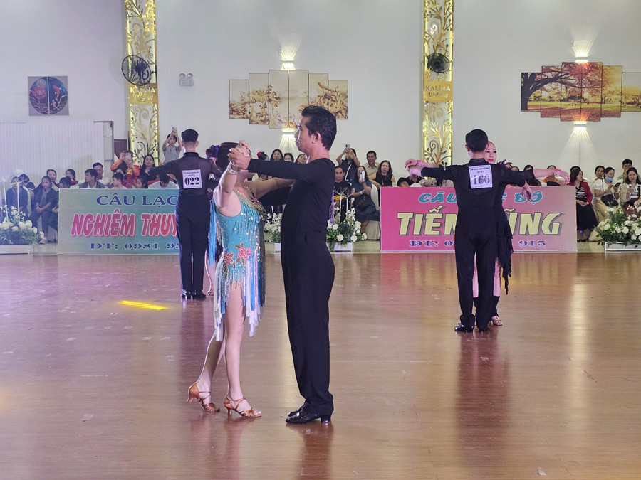 Giải nhằm mục đích phát triển phong trào khiêu vũ thể thao và các hoạt động giải trí. Ảnh: R'Ô HOK z6891741379291-97771c101062ae5c9a92418c31b97401.jpg