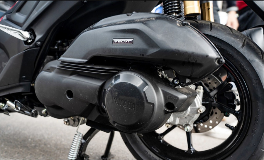 Điểm nổi bật trên NVX 2025 là hệ truyền động vô cấp điện tử YECVT (Yamaha Electric Continuosly Varible Transmission) lần đầu trang bị trên xe tay ga của Yamaha. Ảnh: S.T 7.jpg