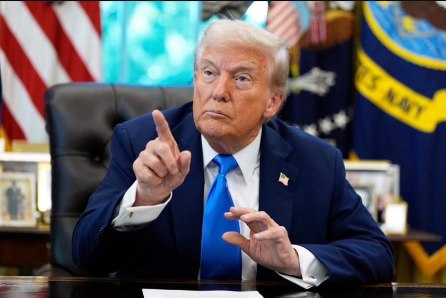 Tổng thống Donald Trump tại Nhà Trắng ngày 19-9. Ảnh: AP b4.jpg