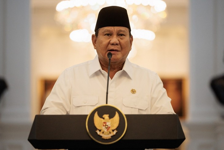 Tổng thống Prabowo phát biểu về làn sóng biểu tình toàn quốc trong cuộc họp báo tại Phủ Tổng thống ở Jakarta ngày 31-8. Ảnh: AFP tong-thong-prabowo-phat-bieu-ve-lan-song-bieu-tinh-toan-quoc-trong-cuoc-hop-bao-tai-phu-tong-thong-o-jakarta-ngay-31-8-anh-afp.jpg