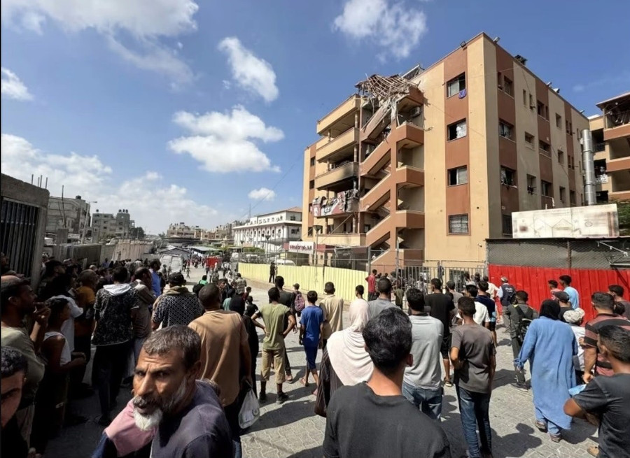 Bệnh viện Nasser ở Khan Younis, phía Nam Dải Gaza ngày 25-8. Ảnh: Anadolu/Getty g1.jpg