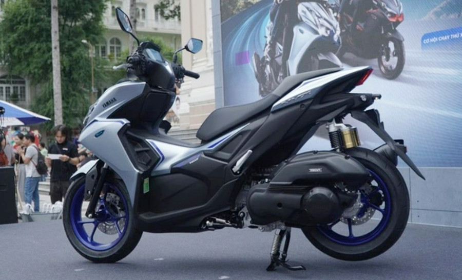 So với thế hệ cũ, Yamaha NVX 2025 có nhiều cải tiến về khả năng vận hành. Ảnh: S.T 2.jpg