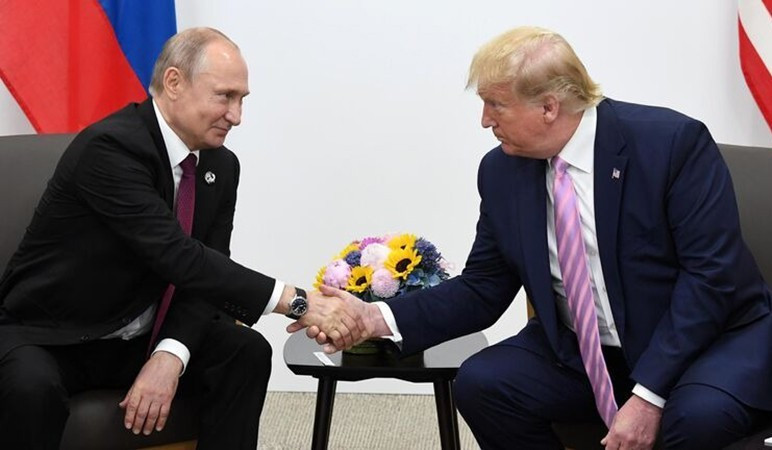 Tổng thống Nga Vladimir Putin và người đồng cấp Mỹ Donald Trump có thể gặp nhau trong những ngày tới. Ảnh: RIA Novosti 2.jpg