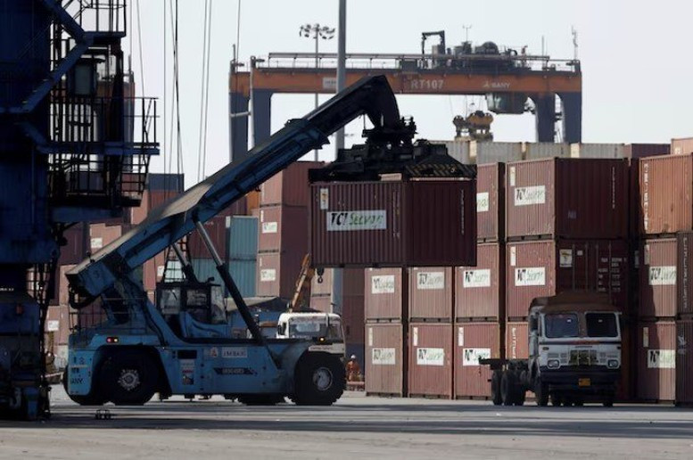 Một cảng hàng hóa của Ấn Độ. Ảnh: Reuters mot-cang-hang-hoa-cua-an-do-anh-reuters.jpg