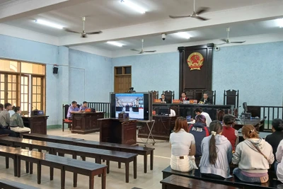 Gia Lai: 17 năm tù cho đối tượng lừa bán 8 người sang Lào và Myanmar