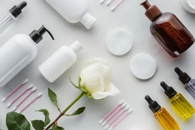 Tăng cường kiểm tra kinh doanh mỹ phẩm trên TikTok, Zalo