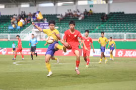Xác định 2 cặp bán kết Giải Bóng đá Vô địch U17 quốc gia